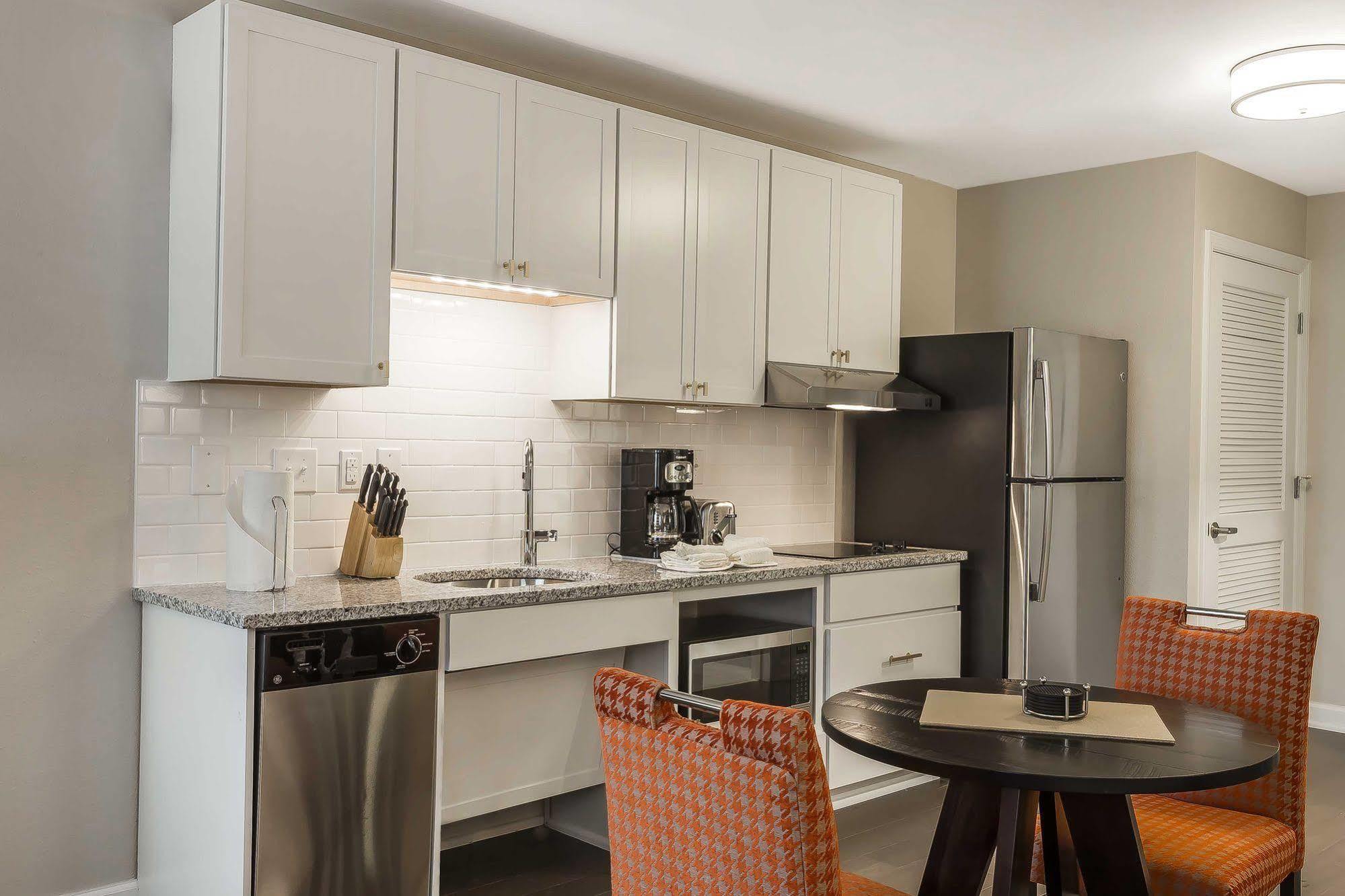 King 583 Hotel Чарлстън Екстериор снимка
